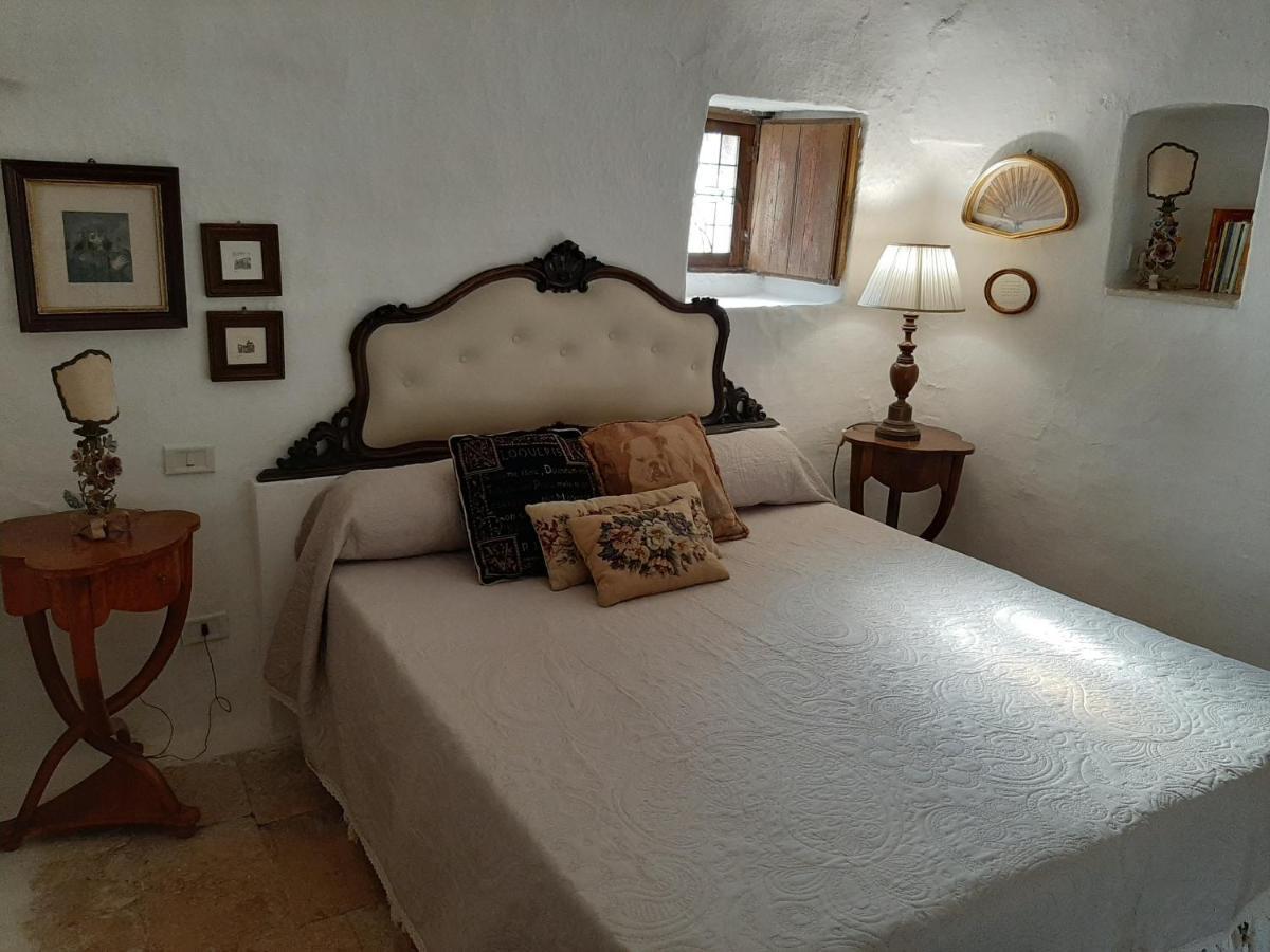 奥斯图尼 Trulli Fogliarella旅馆 外观 照片